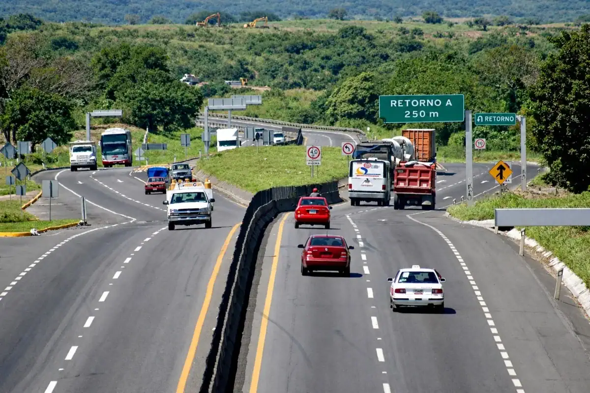 Obras del Programa de Infraestructura Carretera en México