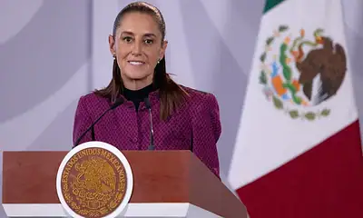 Claudia Sheinbaum durante una actividad pública previa a su visita a la Arena VFG de Jalisco.