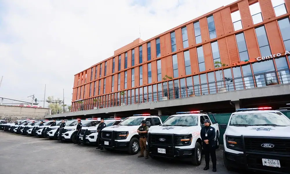 Entrega de 25 nuevas patrullas a la Policía de Tlajomulco