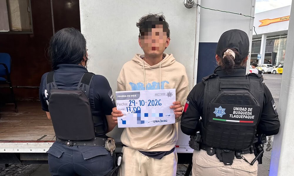 Policías de Tlaquepaque brindan atención en la Nueva Central Camionera.
