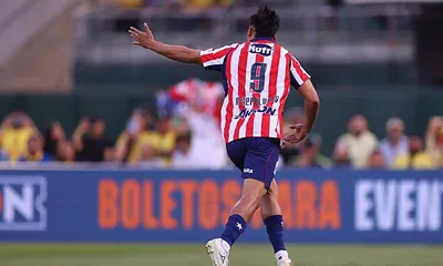 Chivas recibe a Tigres en el Estadio Akron durante la Jornada 12 del Apertura 2026