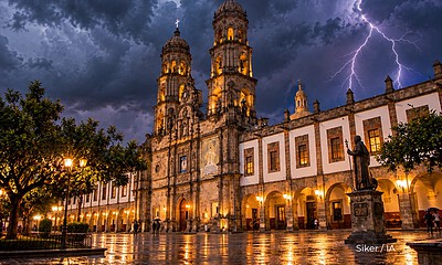 Huracán Simón categoría 3 mantiene condiciones para lluvias en Guadalajara y Jalisco.