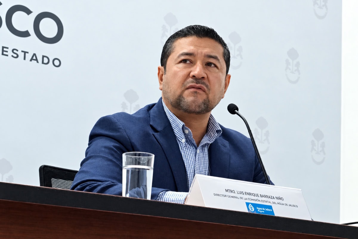 Luis Barboza Niño, director de la CEA Jalisco, informa sobre la inversión de mil millones de pesos en infraestructura hidráulica.