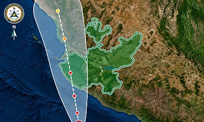 Huracán Simón categoría 4 se aproxima a la Costa Sur de Jalisco