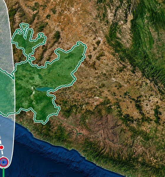 Huracán Simón categoría 4 se aproxima a la Costa Sur de Jalisco