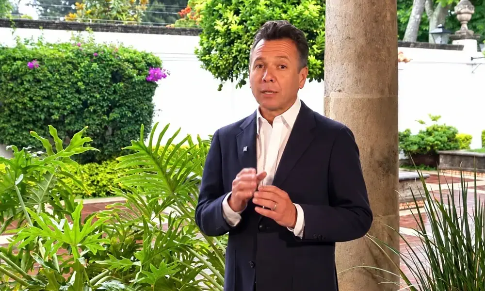 Pablo Lemus informa sobre calidad del agua y marcha ciudadana en Guadalajara