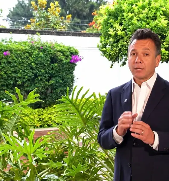 Pablo Lemus informa sobre calidad del agua y marcha ciudadana en Guadalajara