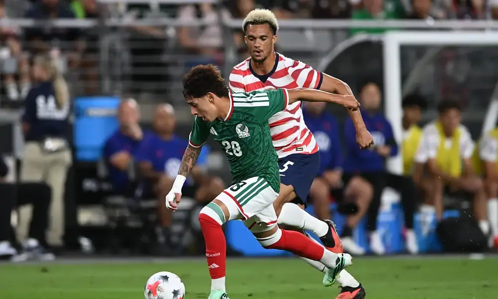 México cayó 3-0 ante Estados Unidos en Arizona.