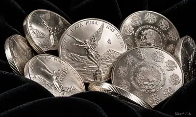 Precio de la onza de plata Libertad HOY viernes 2 de octubre de 2026