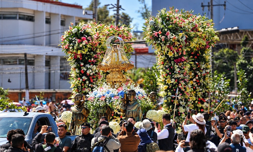 Miles de peregrinos y danzantes acompañan a la Virgen de Zapopan durante la edición 292 de la Romería del 12 de octubre de 2026.