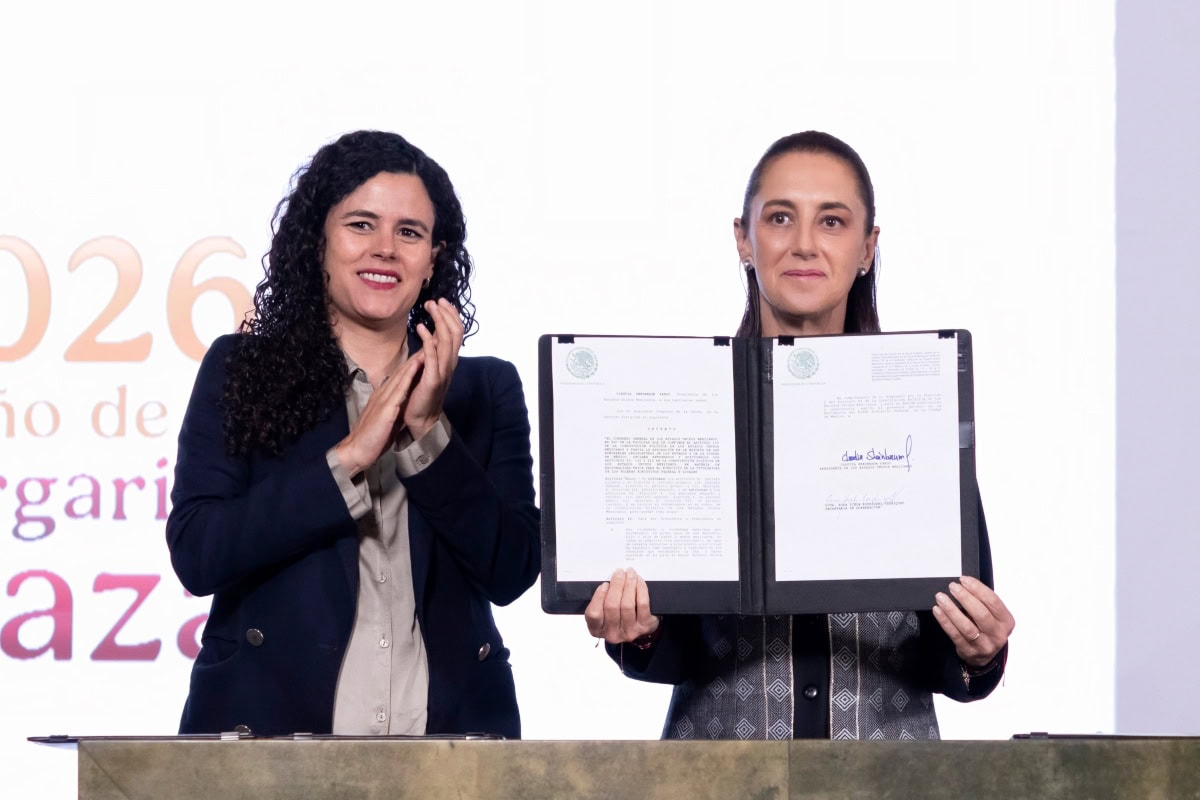 Presidenta Claudia Sheinbaum firma decreto sobre nacionalidad para aspirantes a Presidencia y gubernaturas