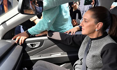 La Presidenta acudió este jueves al Panteón Francés de San Joaquín, en la Ciudad de México