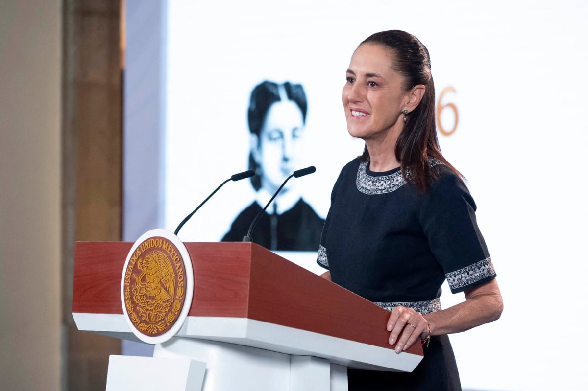 La Presidenta Claudia Sheinbaum anuncia recursos federales para infraestructura hídrica de Jalisco durante su conferencia matutina del 21 de octubre de 2026.