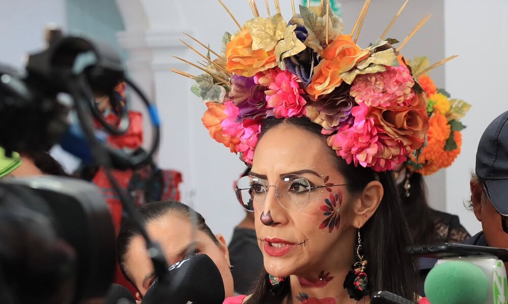 Laura Imelda Pérez Segura anuncia medidas de abastecimiento mediante pipas ante los tandeos de agua en 200 colonias de San Pedro Tlaquepaque.