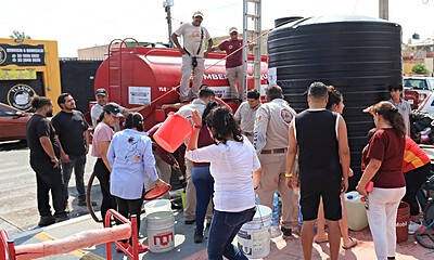 Cisternas municipales de abastecimiento de agua potable en San Pedro Tlaquepaque durante los tandeos del Siapa.